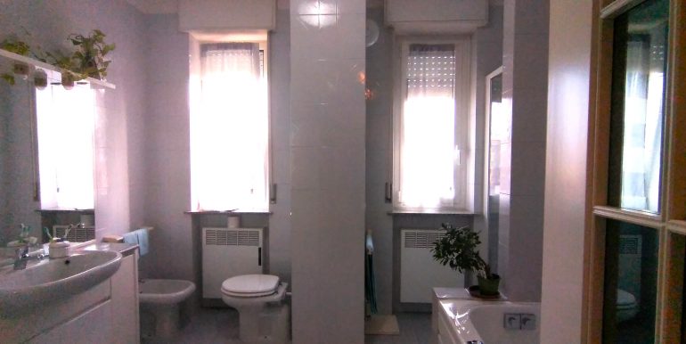 8 BAGNO PADRONALE (2)